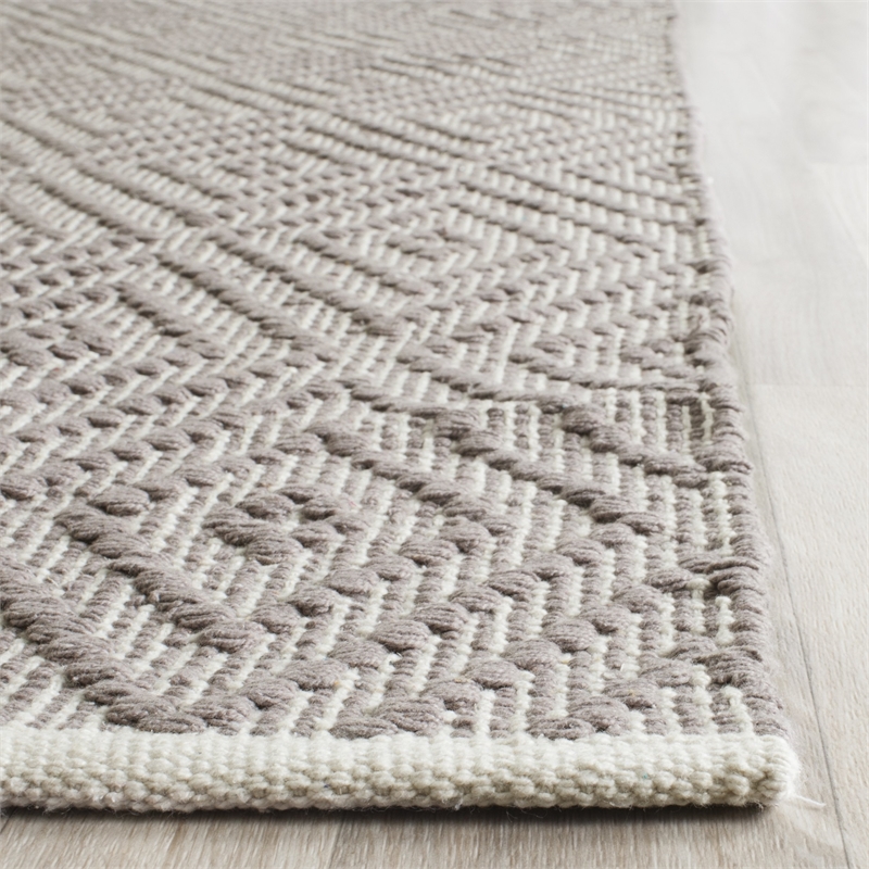 Safavieh Montauk Grey Contemporary Rug - Runner 2'3