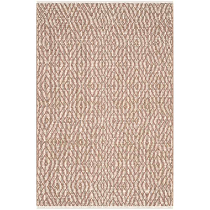 Safavieh Montauk Beige Contemporary Rug - 4' x 6'