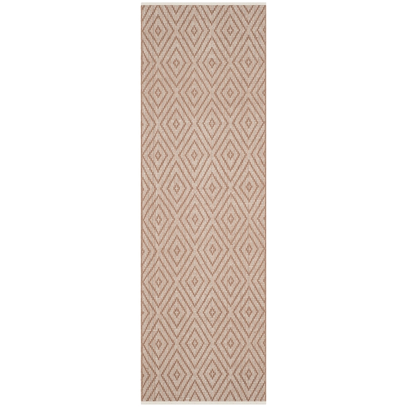 Safavieh Montauk Beige Contemporary Rug - Runner 2'3
