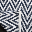 Safavieh Montauk Navy Contemporary Rug - 4' x 6'