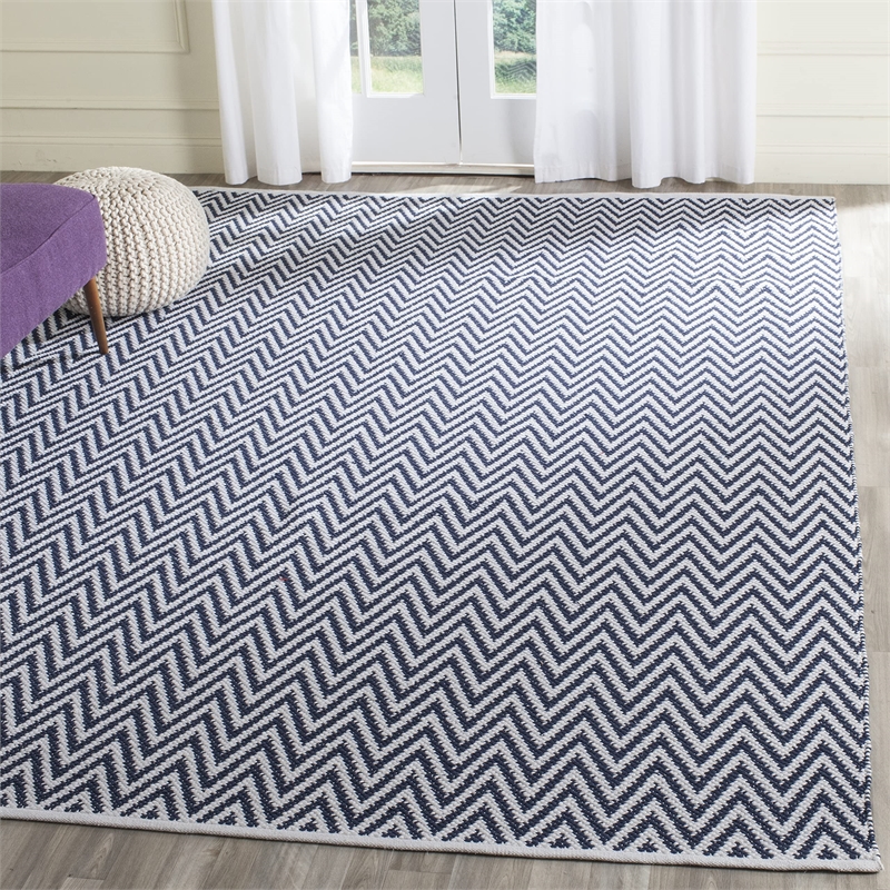 Safavieh Montauk Navy Contemporary Rug - 8' x 10'