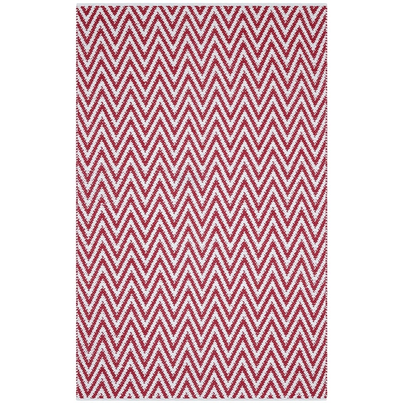 Safavieh Montauk Red Contemporary Rug - 4' x 6'