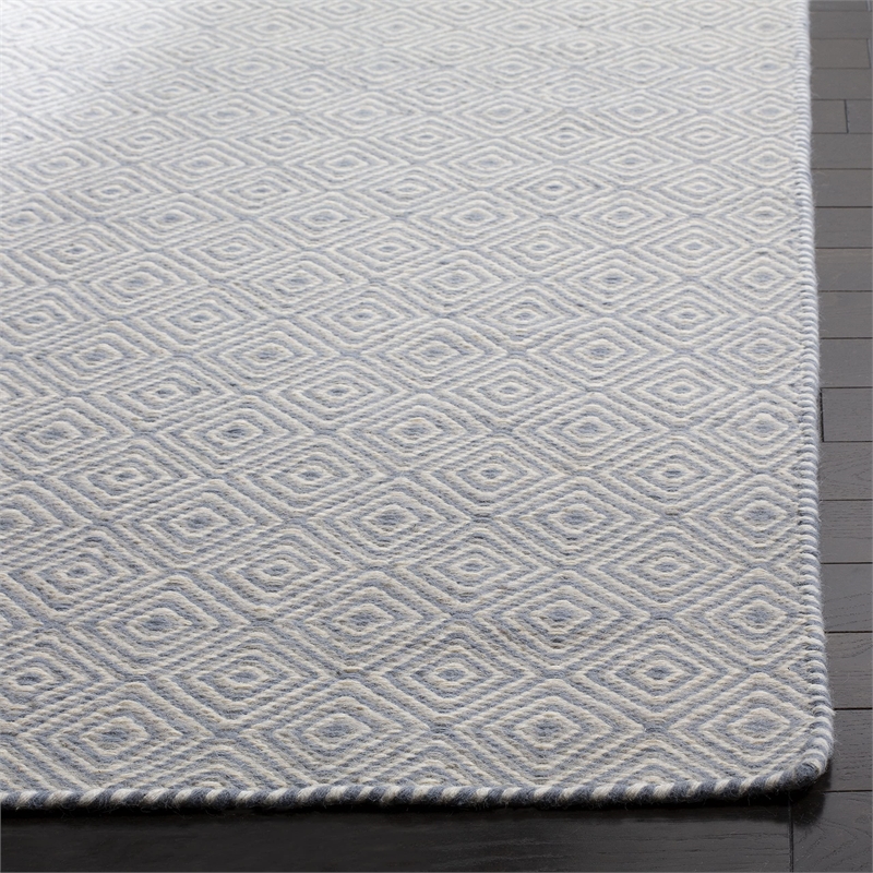 Safavieh Oasis Silver Area Rug - 8' x 10'