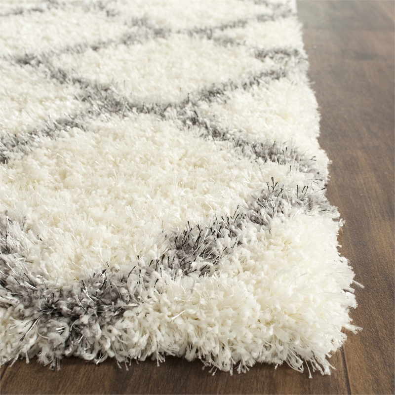 Safavieh Montreal Shag Ivory Shag Rug - 4' x 6'