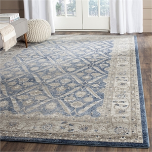 Safavieh Sofia Blue Traditional Rug - 4' x 5'7&quot