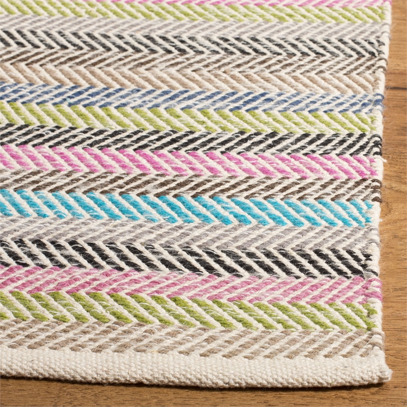 Safavieh Striped Kilim Light Grey Contemporary Rug - 5' x 8'