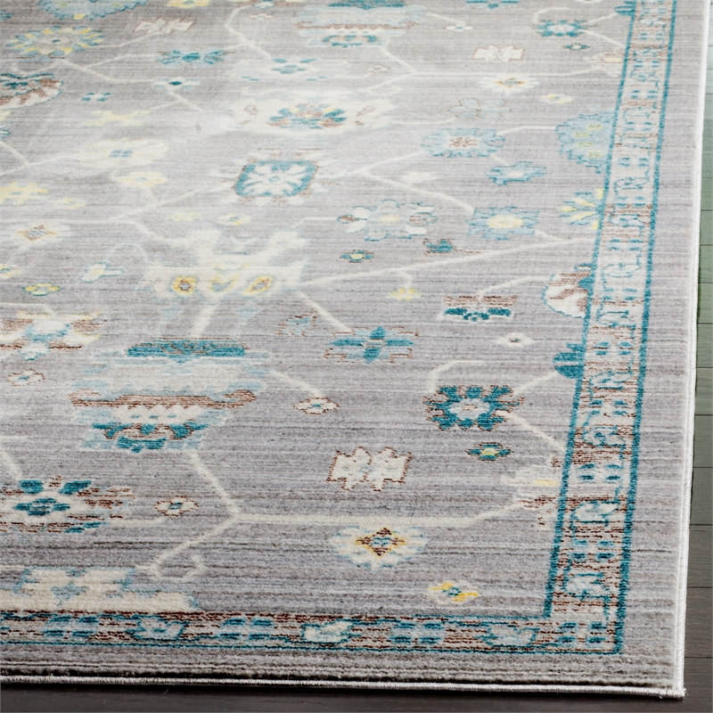 Safavieh Valencia 4' X 6' Polyester Power Loomed Rug in Mauve / Ivory