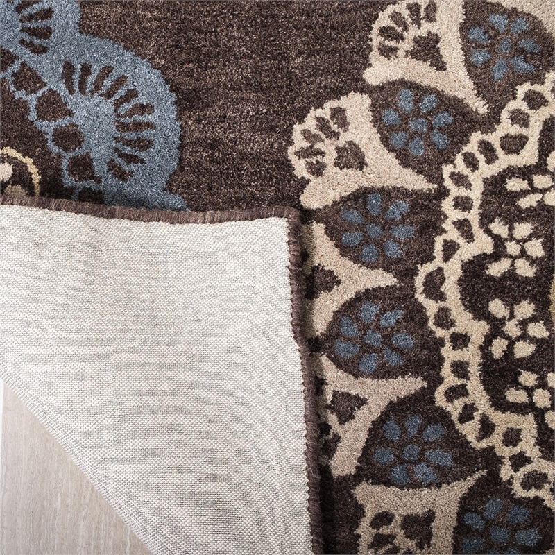Safavieh Wyndham Eggplant Contemporary Rug - 4' x 6'