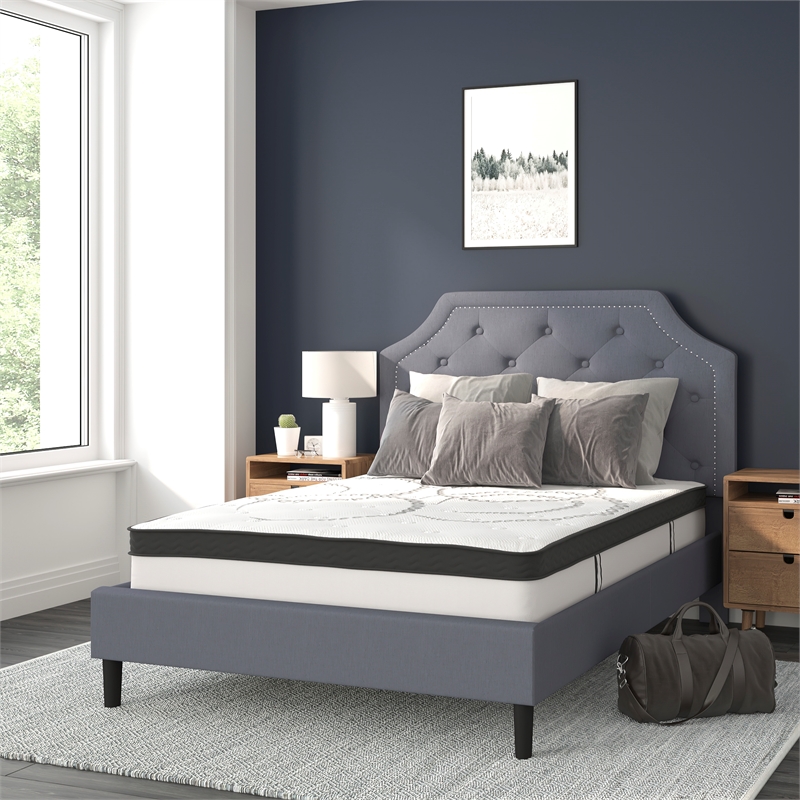 Full Tufted Platform Bed in Light Gray Fabric with 10in. Pocket Spring Mattress
