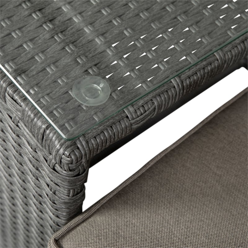 Indoor/Outdoor Modular Loveseat Sofa Set with Table and Ottomans in Gray/Gray