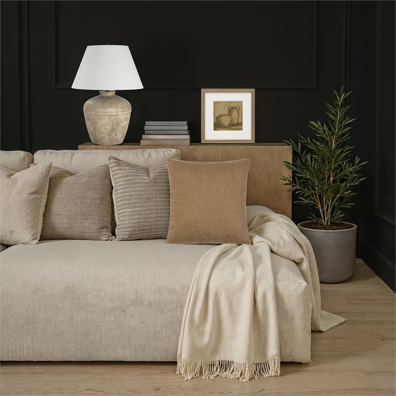 Ferro 20X20 Indoor Pillow Brown