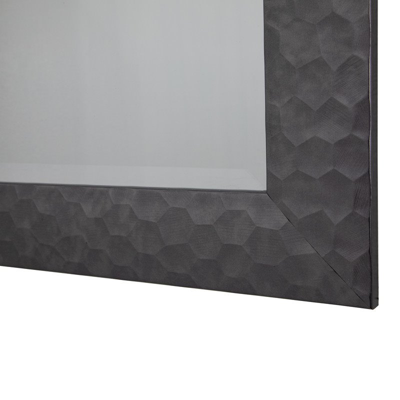 Yosemite Home Decor Axel 41.5