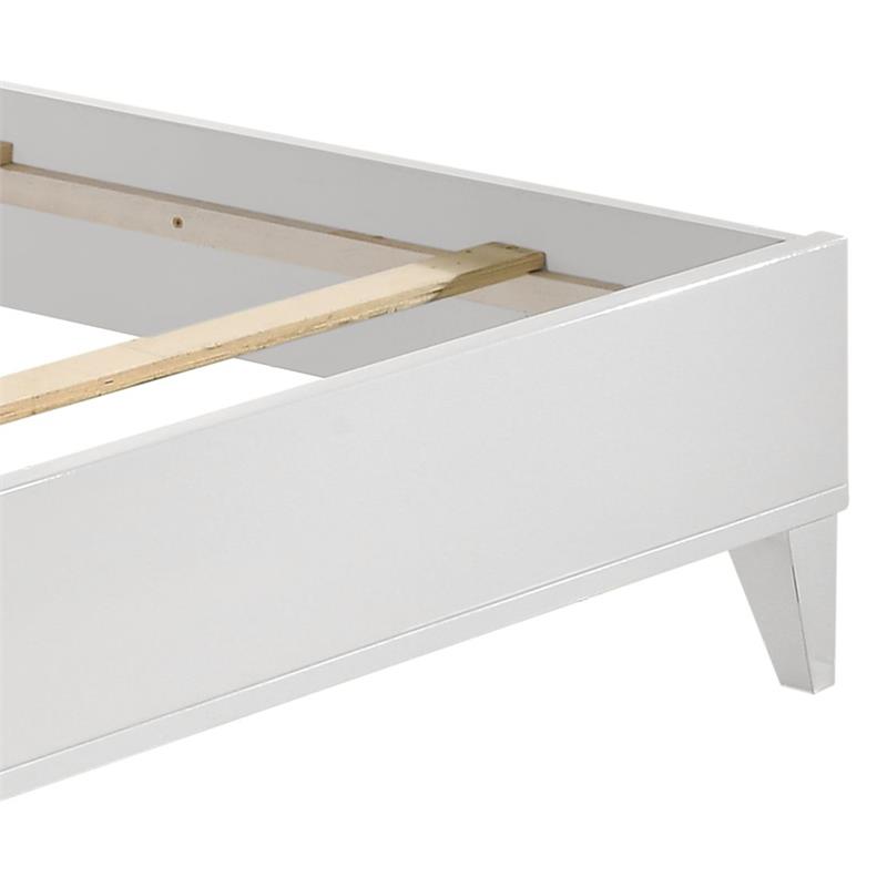 ACME Chelsie Wooden Queen Bed with Velvet Headboard in Gray and White