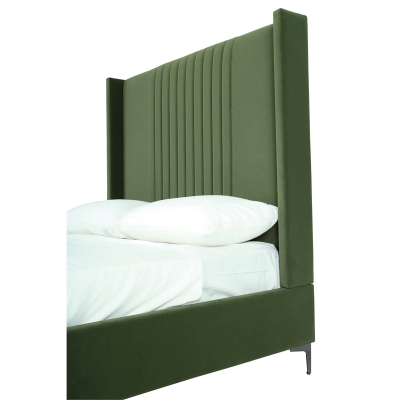 Manhattan Comfort Promenade Queen-Size Bed made from Solid Wood in Moss Green