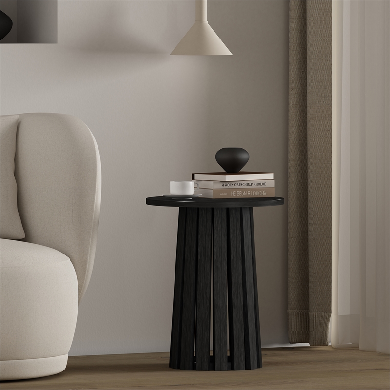 Layla End Table in Black made from Engineered Wood