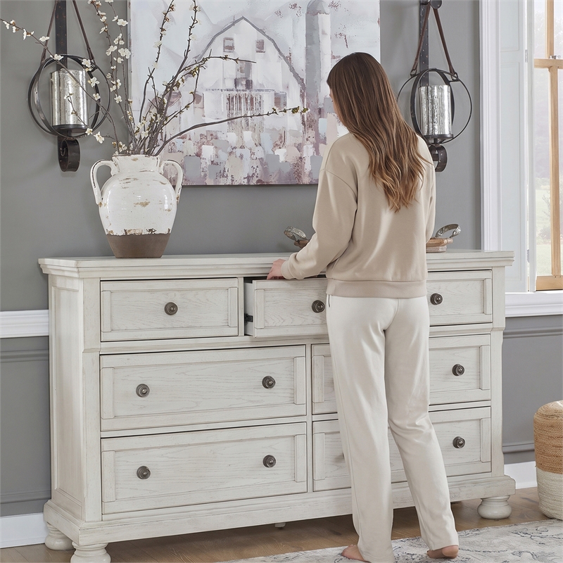 Ashley Furniture Robbinsdale 7-Drawer Wood Dresser in Antiqued White