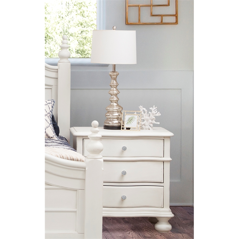 American Woodcrafters Rodanthe Dove White Three-drawer Wood Nightstand