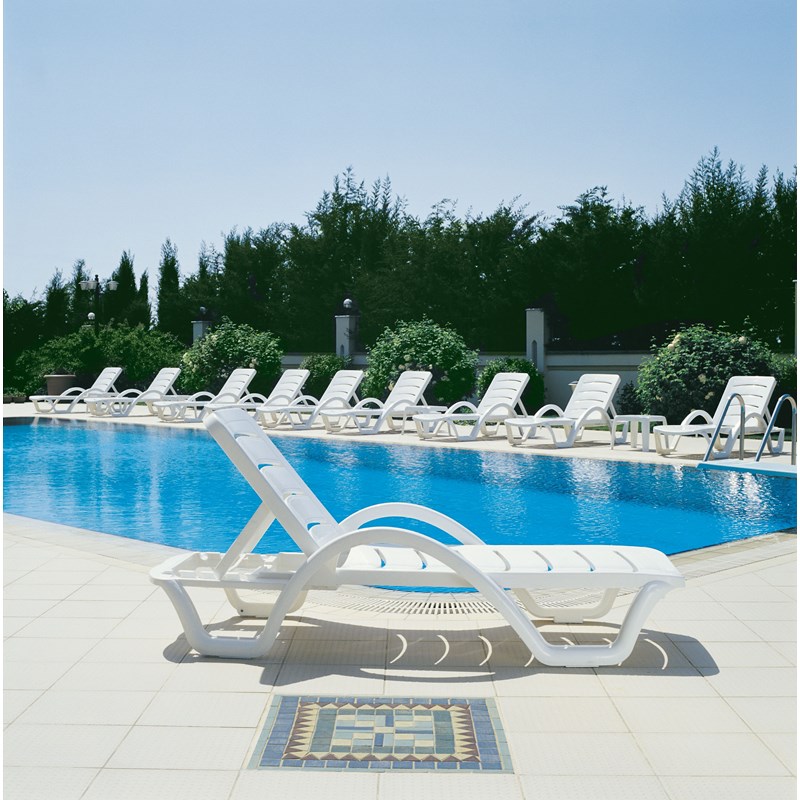 Compamia Sunrise Pool Chaise Lounge in White