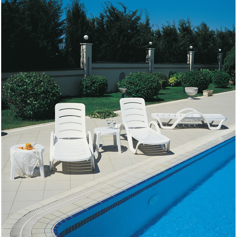 Compamia Sunrise Pool Chaise Lounge in White