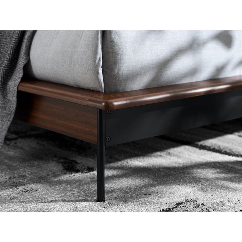 Bamax Landon King Platform Bed with Fabric in Crimson