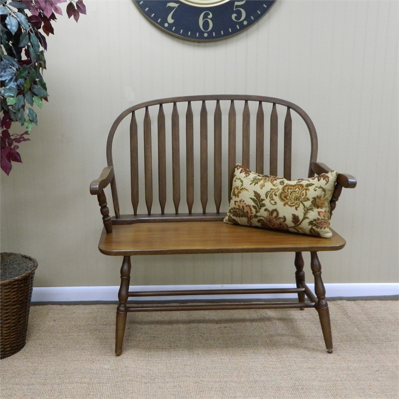 Carolina Classics Windsor Living Room Bench in American Oak