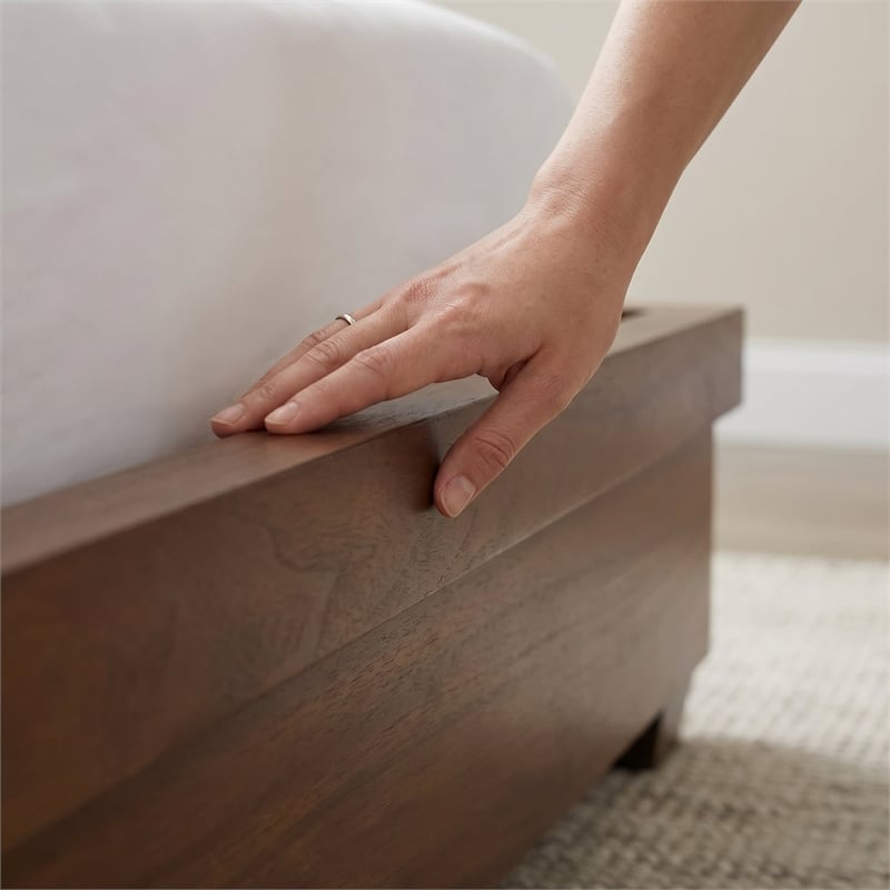 Carolina Chair & Table Largo King Bed in Mid Tone Acacia