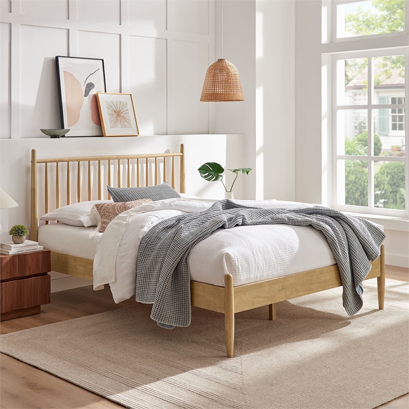 Zane Queen Size Spindle Bed in Light Oak