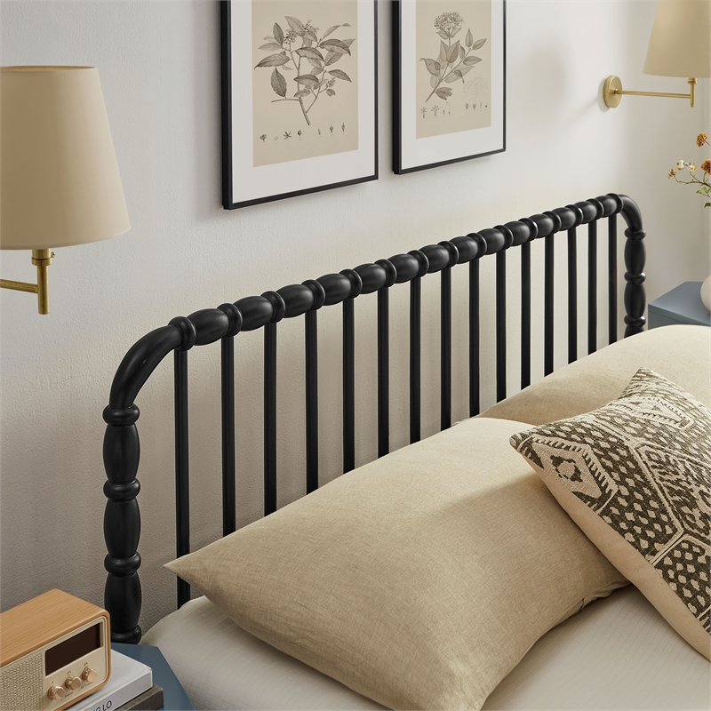 Arlette Queen Size Wood Spindle Bed Frame in Black