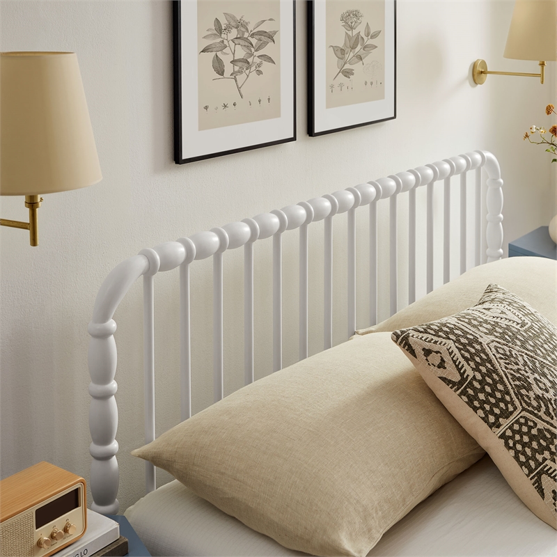 Arlette King Size Wood Spindle Bed Frame in White