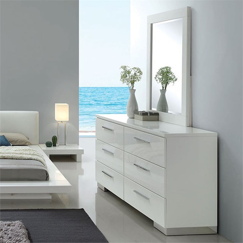 Furniture of America Krister 2-Piece Solid Wood Dresser and Mirror in White