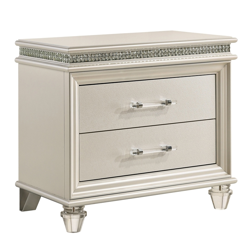 FOA Plumley 3-Piece White Wood Bedroom Set - Queen + 2 Nightstands