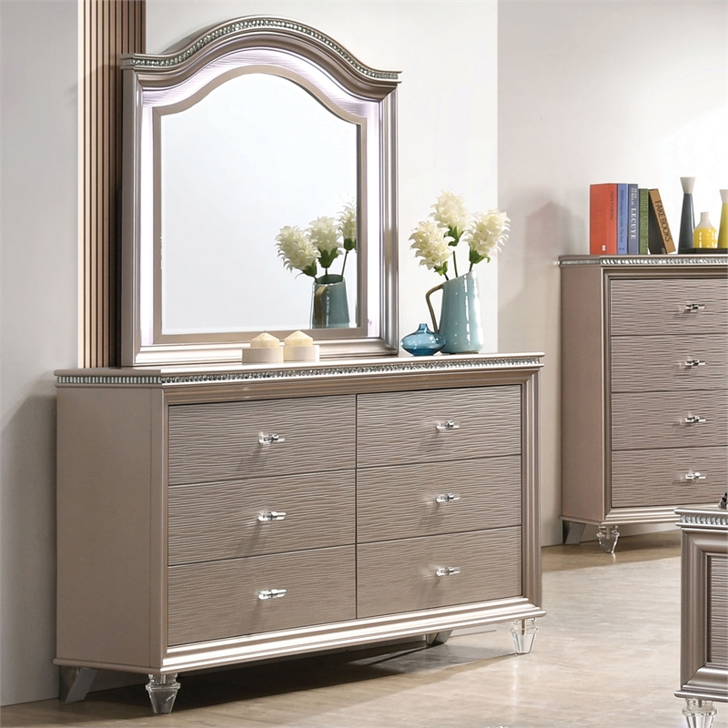 Furniture of America Devado Wood 2-Piece Dresser and Mirror Set in Rose Gold