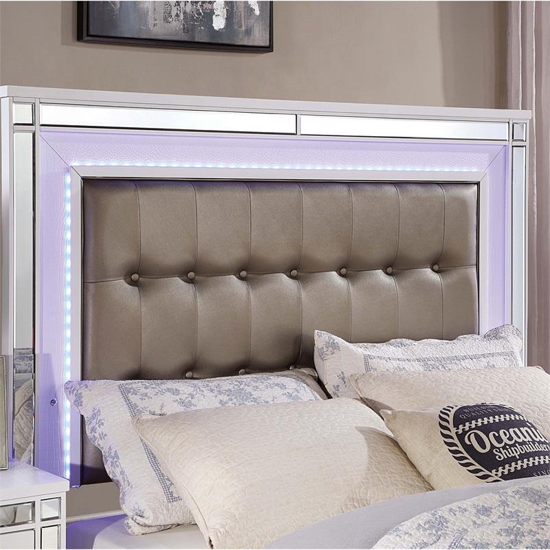 FOA Xulu 3-Piece White Solid Wood LED Bedroom Set - Cal King + 2 Nightstands