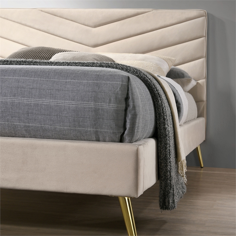 Furniture of America Flyn Fabric Tufted Headboard California King Bed in Beige
