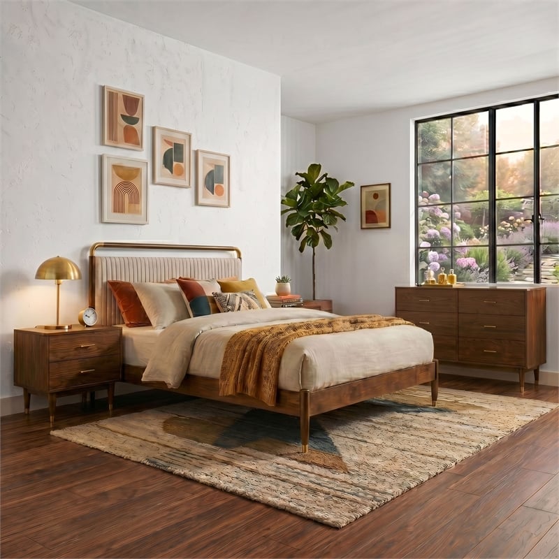 Furniture of America Korva Solid Wood King 4-Piece Bedroom Set in Walnut