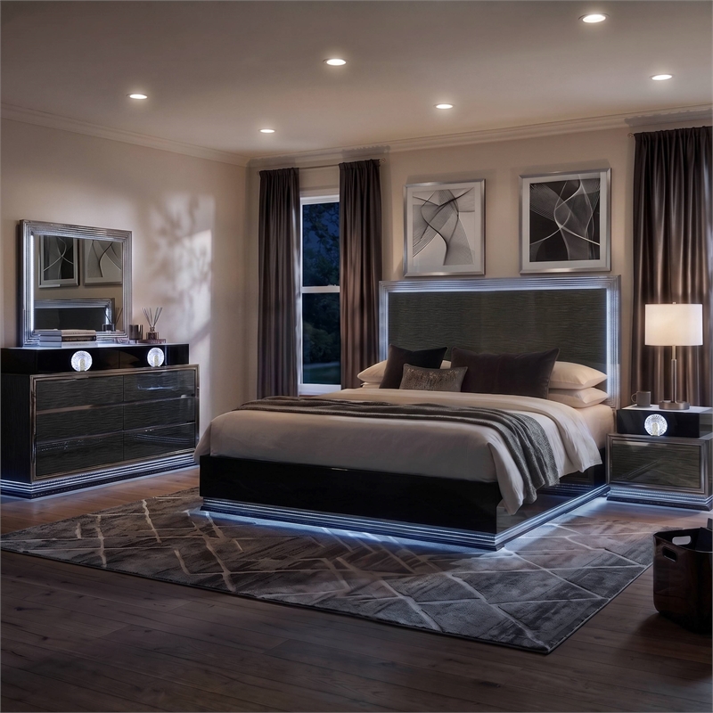 Furniture of America Elvor Solid Wood King 4-Piece Bedroom Set in Dark Gray