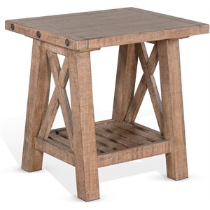 Sunny Designs Vivian 24&quot Farmhouse Mahogany Wood End Table in Light Brown
