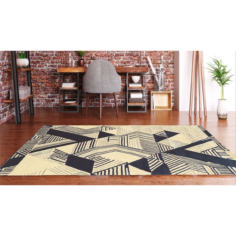 Bowery Hill 96'' x 132'' Transitional Wool Hand Tufted Rug in Navy/Ivory