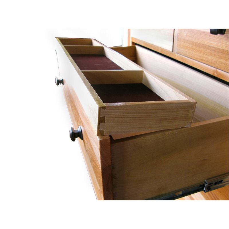Bowery Hill 6 Drawer Chest in Natural