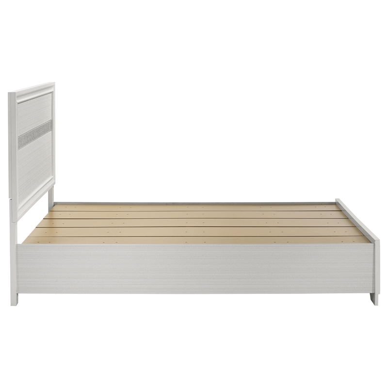 Bowery Hill Wood White Queen Storage Panel Bed Rectangular Rhinestone