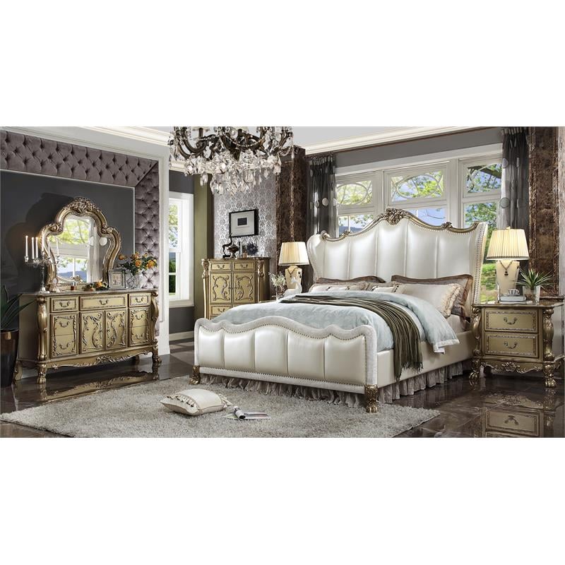 Bowery Hill Traditional Queen Panel Bed with Nailhead Trim in Gold