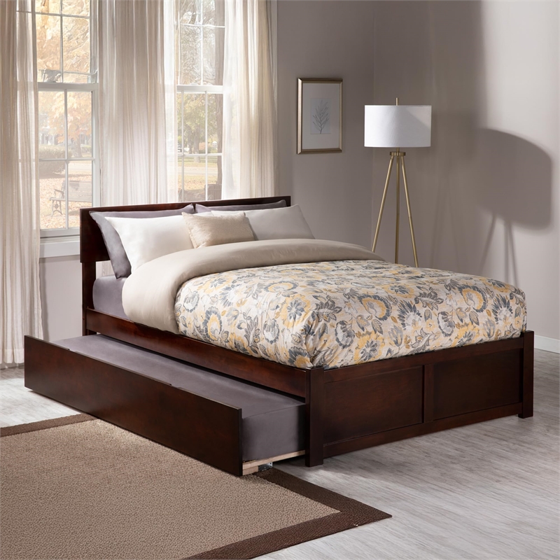 Bowery Hill Queen Wood Platform Bed with Footboard and Twin XL Trundle in Walnut