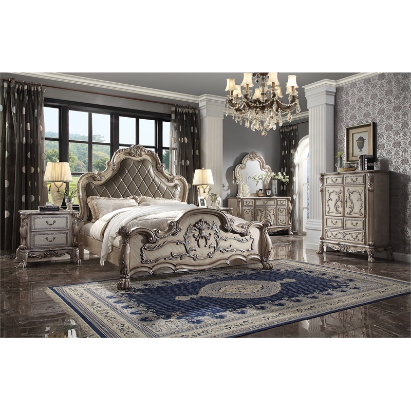 Bowery Hill Traditional Wood Dresser in Vintage Bone White