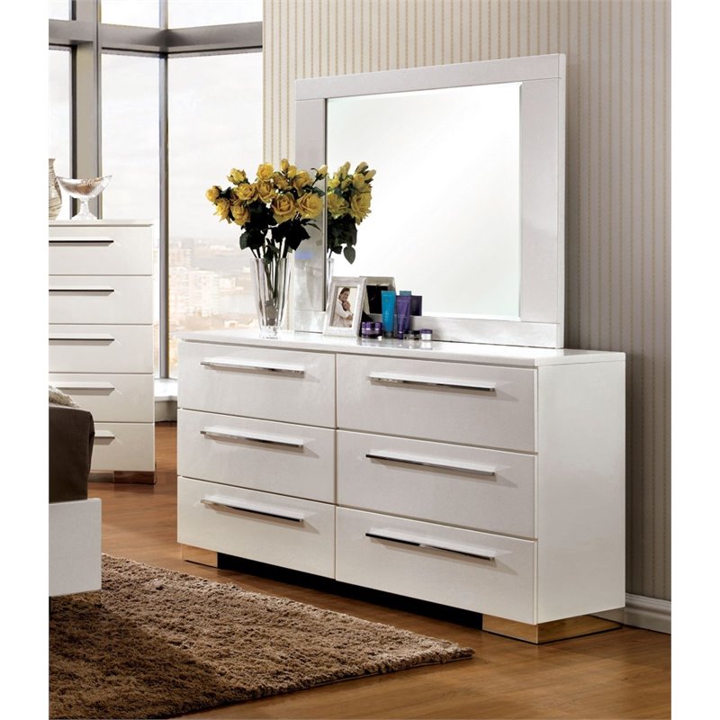 Bowery Hill Solid Wood Glossy White Dresser Rectangular High-Gloss Lacquer 63