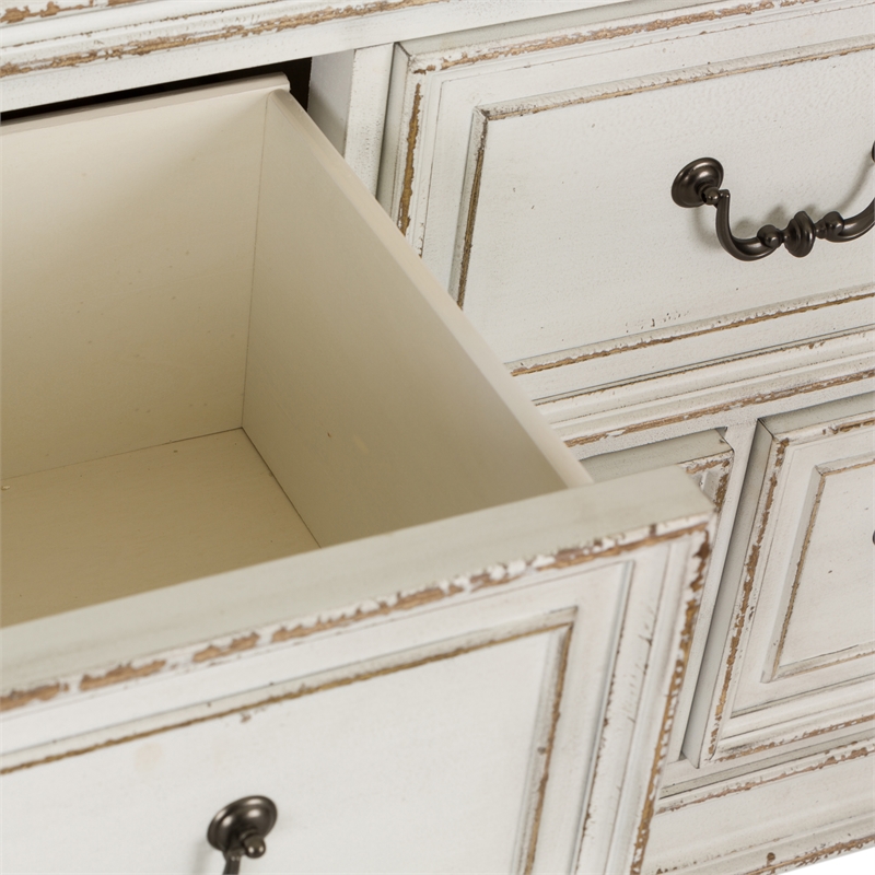 Bowery Hill 7 Drawer Dresser