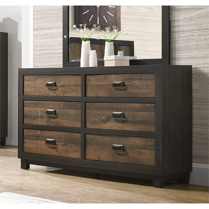 Bowery Hill 6 Drawer Dresser in Walnut