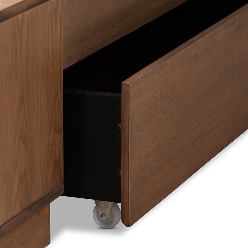 Bowery Hill Brown Finished Wood King Size 4-Drawer Bed