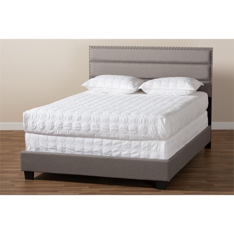 Bowery Hill Modern Fabric Upholstered Nail Head Trim Full Size Bed in Gray