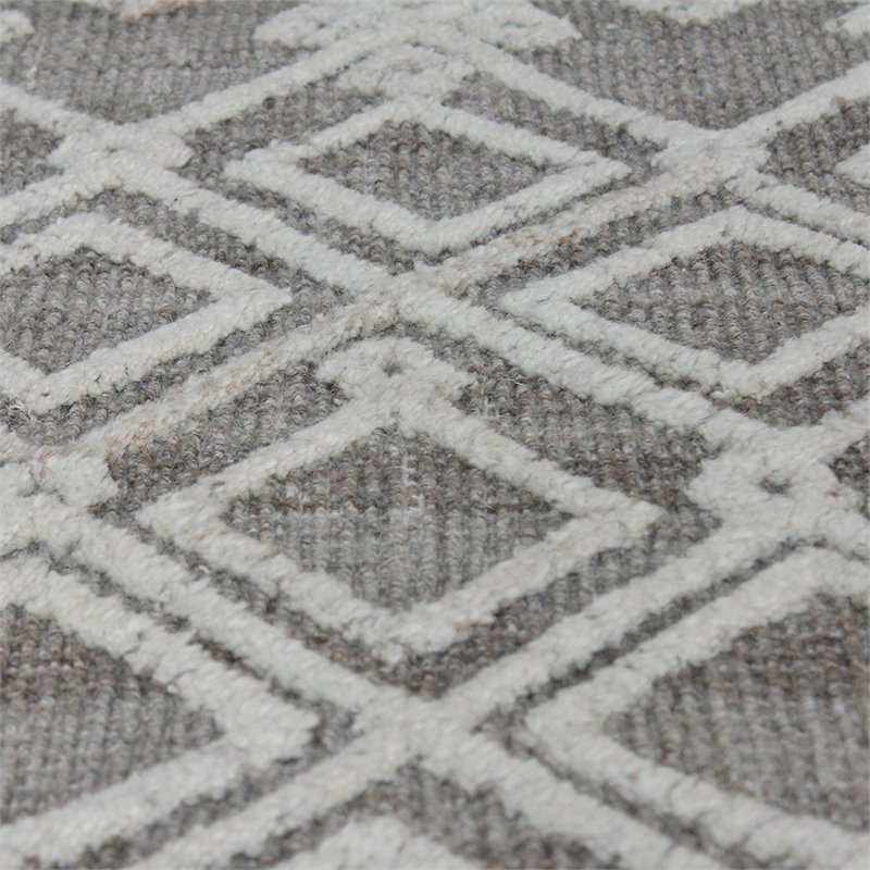 Bowery Hill Modern 8' x 10' Hand Woven Wool Rug in Gray and Ivory