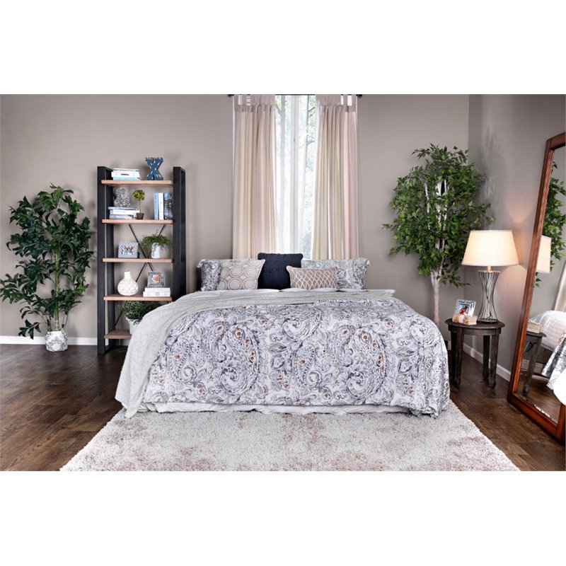 Bowery Hill Transitional Metal King Bed Frame in Silver